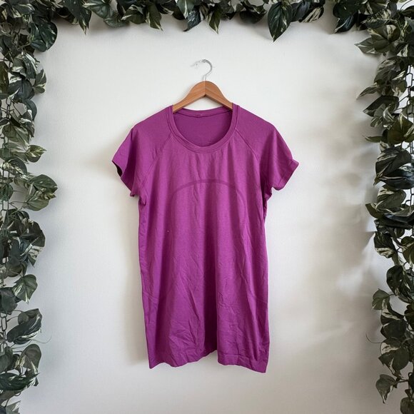 Lululemon Athletic Swiftly Tech Short Sleeve Shirt 2.0 Magenta Women’s Size 14 - Picture 1 of 6